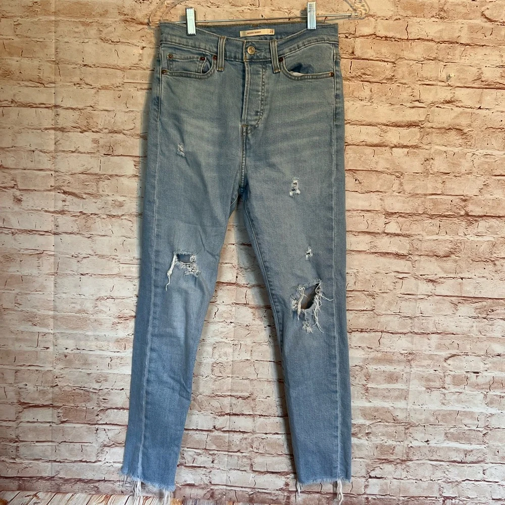Levi's wedgie skinny jeans size 28. - Picture 1 of 7